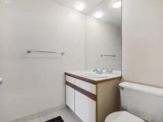 Photo #1: 21327255 Listing
