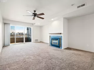 Photo #6: 21327255 Listing