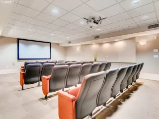 Photo #3: 21327765 Listing