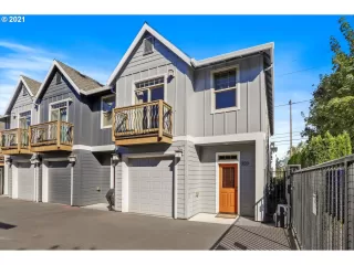 Photo #3: 21327933 Listing