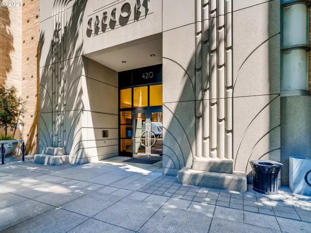 MLS: 21327936 Condo For Sale