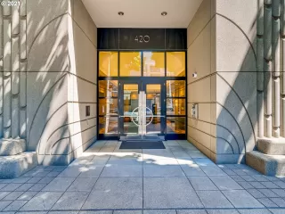 Photo #2: 21327936 Listing 