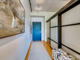 Photo #5: 21327936 Listing 