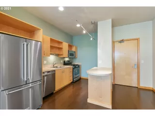 Photo #2: 21328066 Listing 
