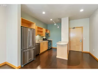 Photo #3: 21328066 Listing 
