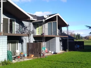Photo #2: 21328584 Listing