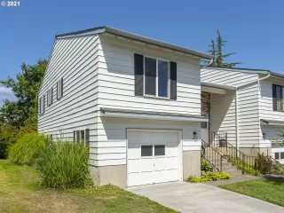 Photo #1: 21328734 Listing