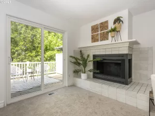 Photo #5: 21328734 Listing