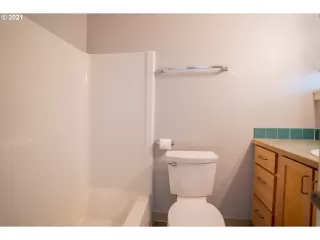 Photo #3: 21329072 Listing