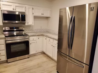 Photo #2: 21329898 Listing