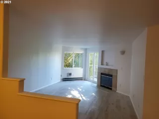 Photo #3: 21329898 Listing