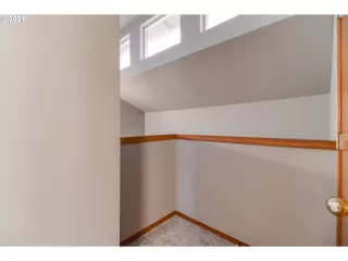 Photo #2: 21330326 Listing 