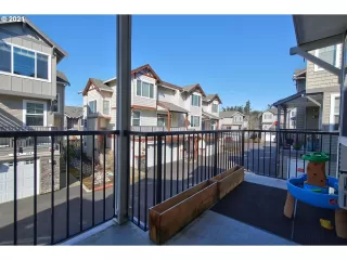 Photo #6: 21330747 Listing