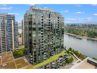 Photo #2: 21331538 Listing