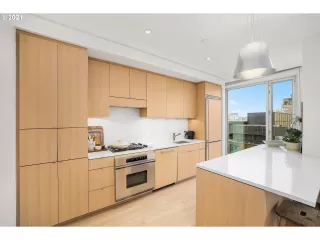 Photo #3: 21331613 Listing