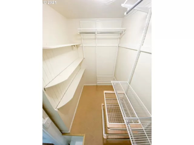 MLS: 21331681 Condo For Sale