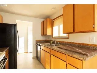 Photo #1: 21331757 Listing 