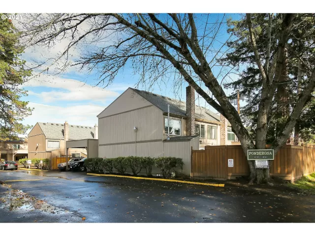 MLS: 21332000 Condo For Sale