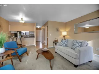 Photo #2: 21332000 Listing 