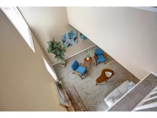 Photo #6: 21332000 Listing 