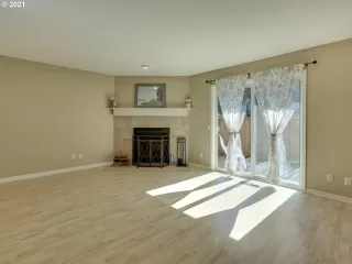 Photo #3: 21333302 Listing