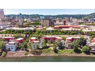 Photo #2: 21334206 Listing 