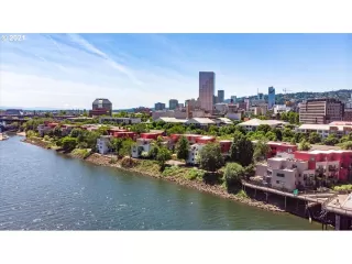 Photo #4: 21334206 Listing 