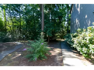 Photo #6: 21334336 Listing