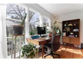 Photo #4: 21334432 Listing