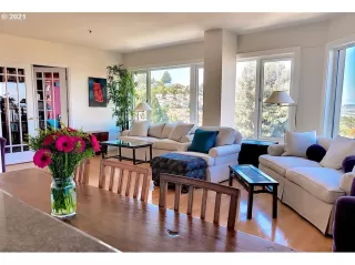 Photo #2: 21334838 Listing