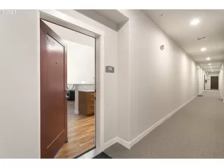 Photo #2: 21335129 Listing