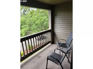 Photo #3: 21335958 Listing 