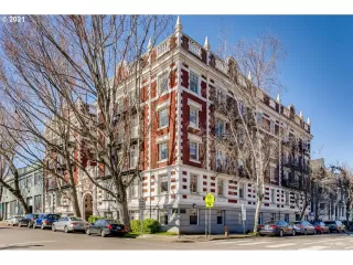 Photo #1: 21337193 Listing