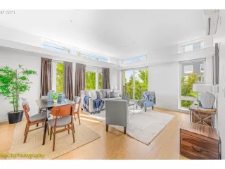 Photo #3: 21337723 Listing