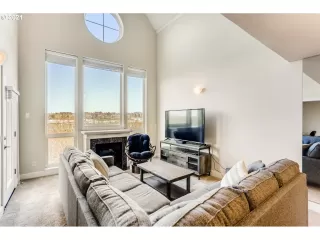 Photo #4: 21338338 Listing 