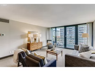 Photo #4: 21338566 Listing