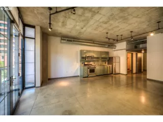 Photo #2: 21339124 Listing 