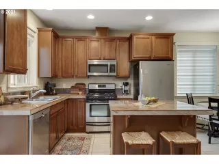 Photo #2: 21339506 Listing 