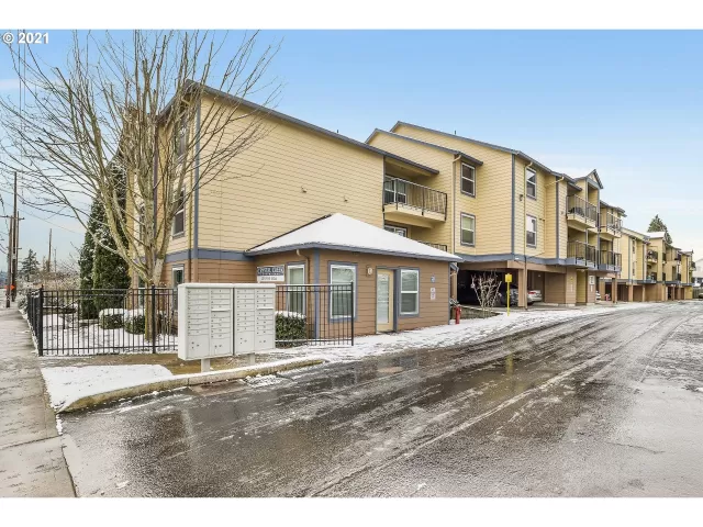 MLS: 21339885 Condo For Sale