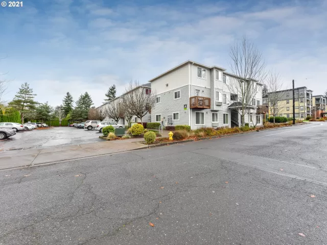 MLS: 21340884 Condo For Sale