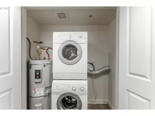 Photo #1: 21341579 Listing