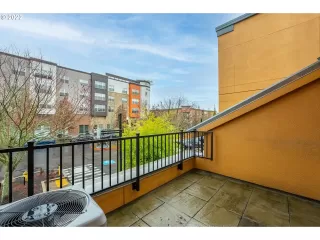 Photo #4: 21341579 Listing