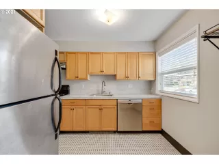 Photo #6: 21342101 Listing 