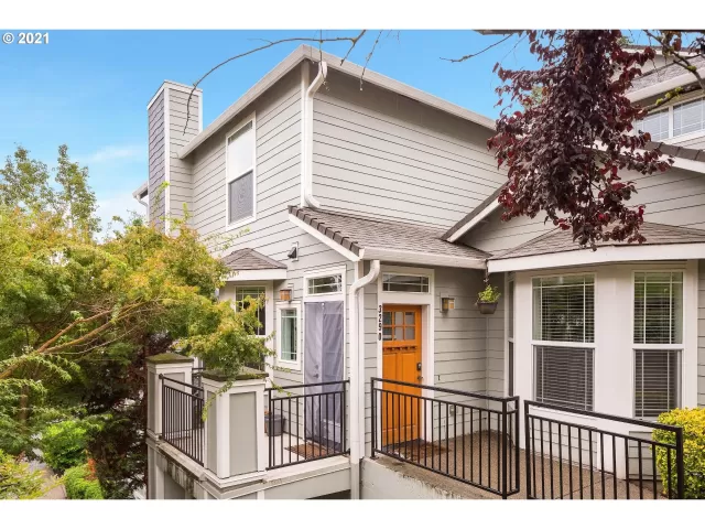 MLS: 21342110 Condo For Sale