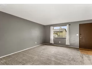 Photo #4: 21342127 Listing