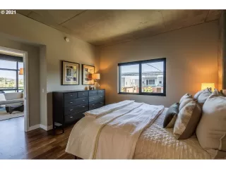 Photo #3: 21342532 Listing