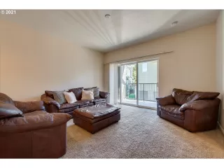 Photo #3: 21342611 Listing