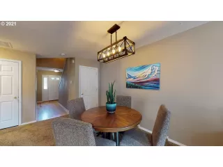 Photo #1: 21342991 Listing 