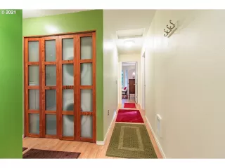 Photo #3: 21343150 Listing