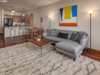 Photo #3: 21343239 Listing
